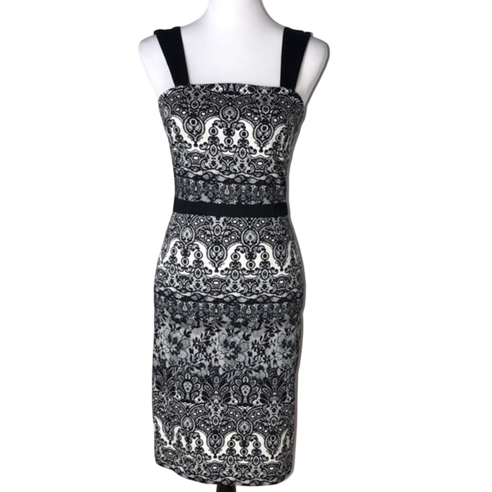 Francesca's Lace Print‎ Sheath Cocktail Dress Black White Women's Size Small